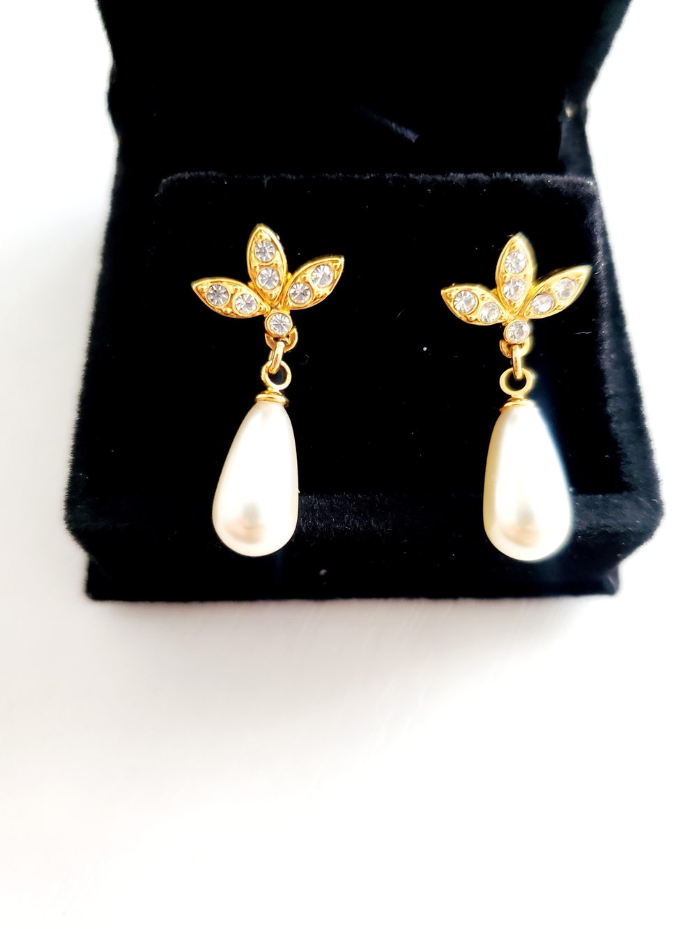Gold Pearl Drop Earrings with Crystal Leaf Accent